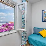 Award Winning Garden With Large Terrace And Amazing Seaview