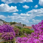 Award Winning Garden With Large Terrace And Amazing Seaview * ボル