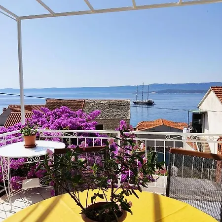 Award Winning Garden With Large Terrace And Amazing Seaview * Bol