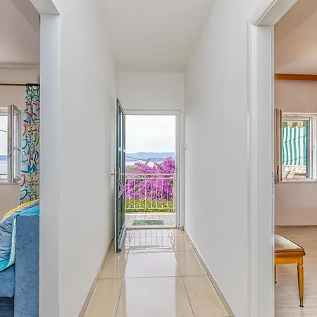 Award Winning Garden With Large Terrace And Amazing Seaview Διαμέρισμα Μπολ